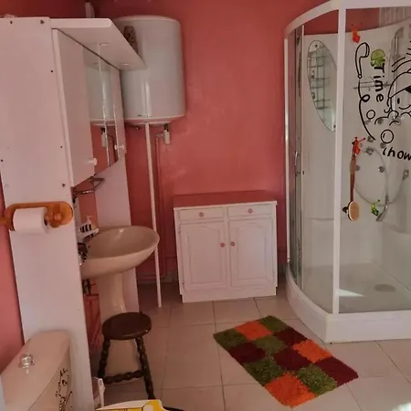 Maison Avec Jardin Clos Et Barbecue A Hébergement de vacances