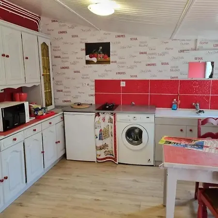 Maison Avec Jardin Clos Et Barbecue A *